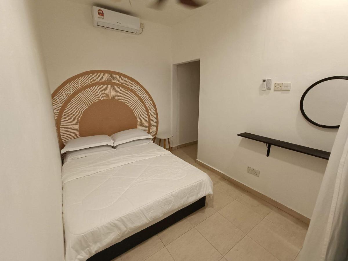 Homestay Laman Nuri, Kota Damansara Petaling Jaya Buitenkant foto